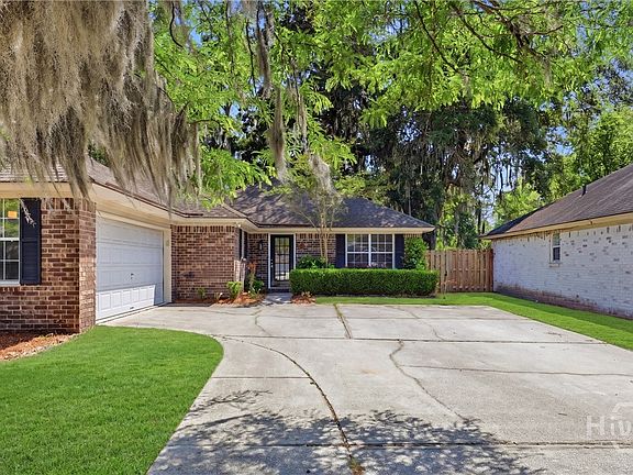 2nd image of 17 Rose Hill Drive