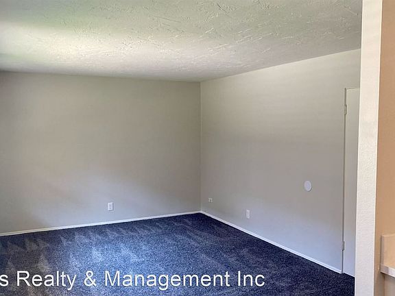 4th image of 3820 Georgia St #6