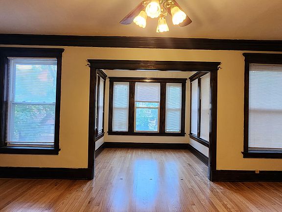 4th image of 5836 N Glenwood Ave #2