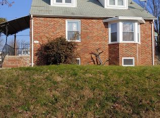 2712 Ruscombe Ln, Baltimore, MD 21215