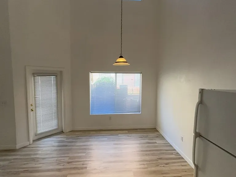 4915 E Russell Rd #143 — Photo 3