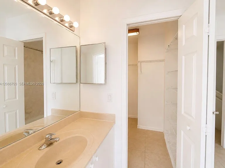 3007 SE 17th Ave #3007 — Photo 6