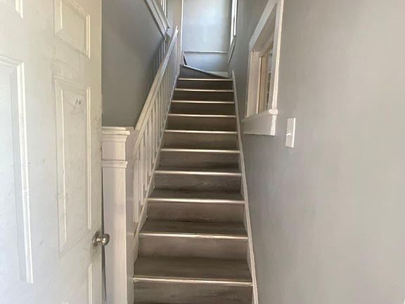 3rd image of 2200 Pearl St Unit 2