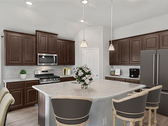 2nd image of 4529 Pentridge Dr