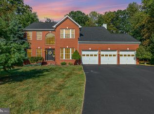 2318 Queensbury Dr, Fallston, MD 21047