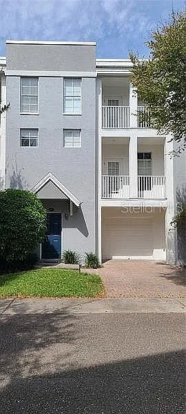 3 bed, 3.5 bath, 1826 sqft, $2,600 — Photo 1