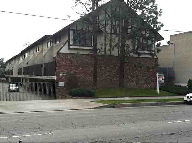 1st image of 1120 E Las Tunas Dr APT L
