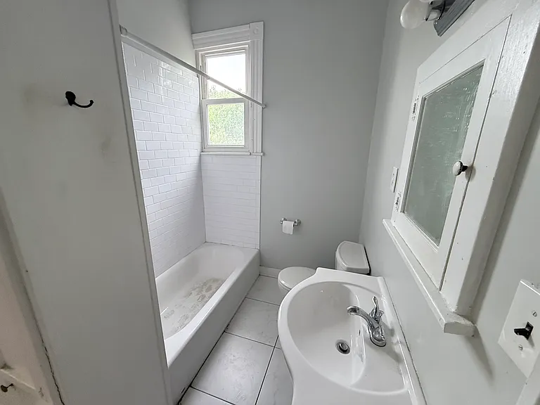 3030 Grove Ave #2 — Photo 6