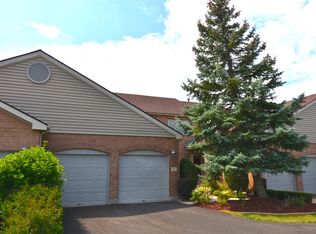 5 Corinth Ct, Tinley Park, IL 60477