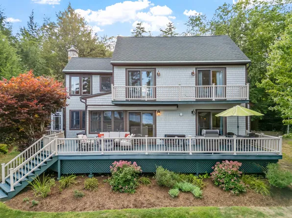 14 Island View Drive, Moultonborough, NH 03254