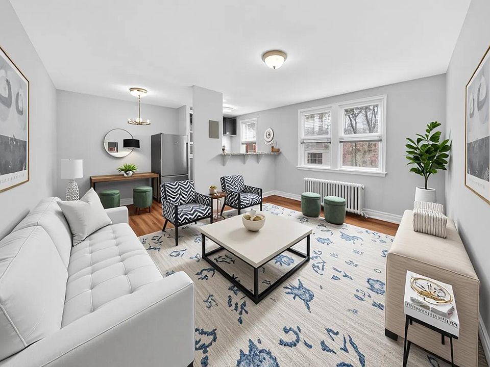 1st image of 4703 Ravenswood Rd #25