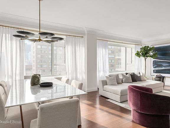 4th image of 200 E 66th St #C19/05