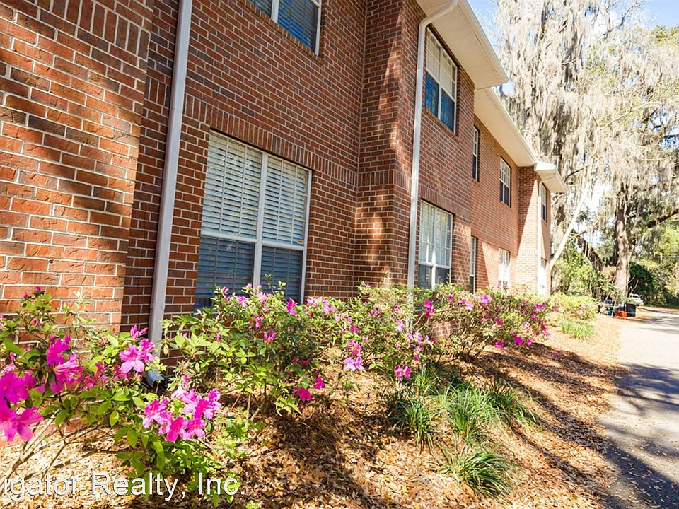 1st image of 130 NW 9th Ter APT 107