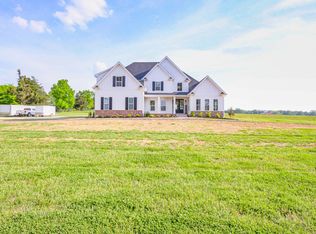 150 E Hawkins Ln, Clarksville, TN 37043