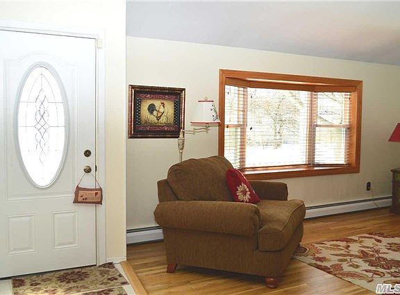 5th image of 16 Highland Pl