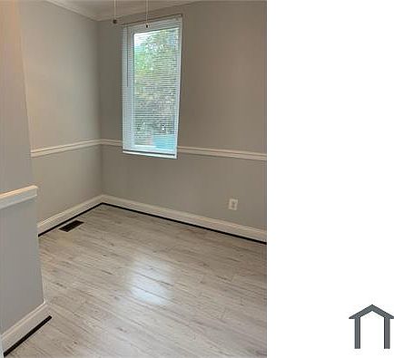 5th image of 4115 Fairhaven Ave