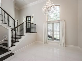 207 Victoria Way, Friendswood, TX 77546