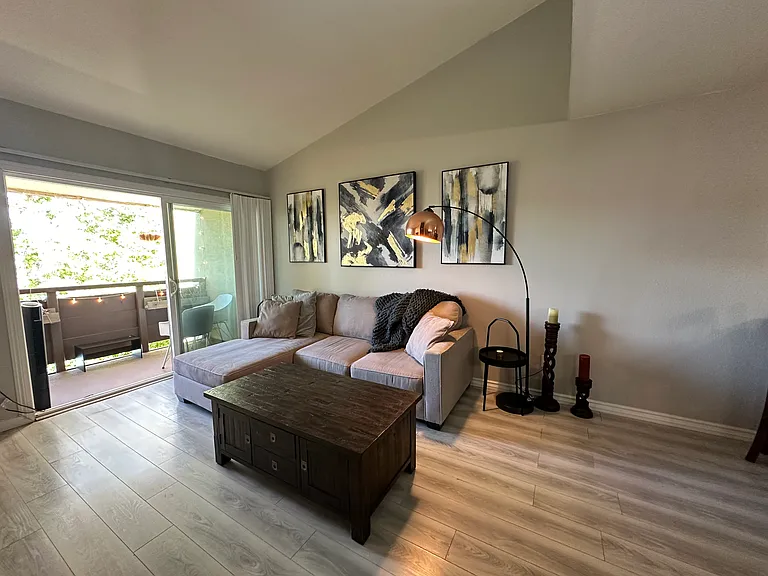 1605 Hotel Cir S #B313 — Photo 9
