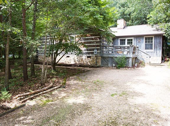 2nd image of 2288 Mountain Dr