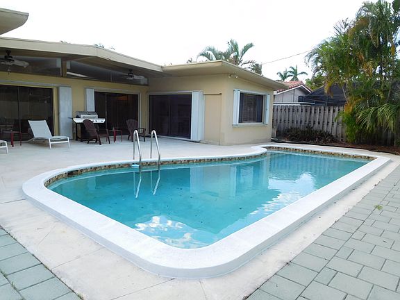 2nd image of 20425 Highland Lakes Blvd