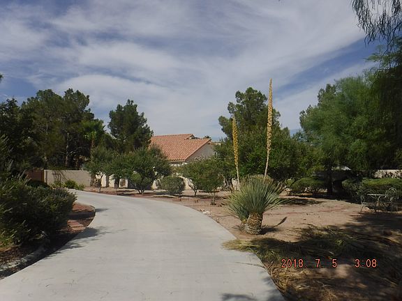 5th image of 8395 Hidden Crossing Ln