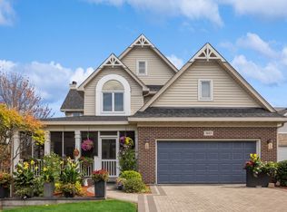 1607 S Charlotte Ct, Lombard, IL 60148
