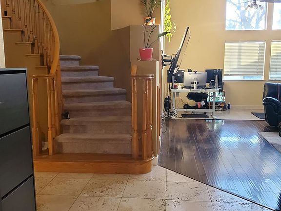3rd image of 9512 Ringford Ct