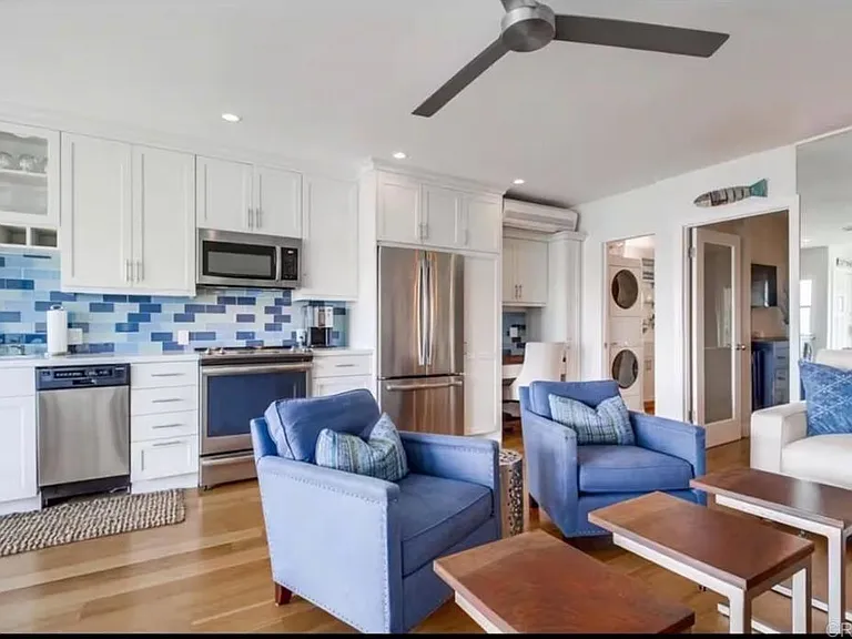 1612 Pomona Ave — Photo 4