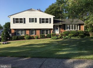 3 Rolling Greens Ct, Lutherville Timonium, MD 21093