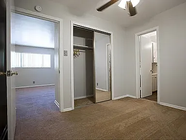 804 N Locust St #B2 — Photo 33