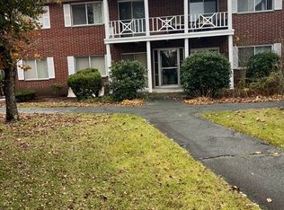 12 Bayberry Dr APT 3, Sharon, MA 02067
