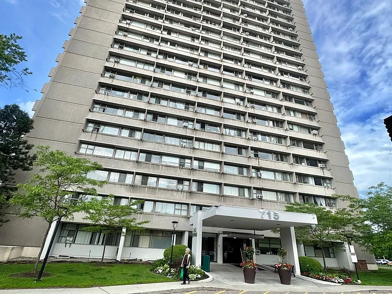 715 Don Mills Rd #2504 — Photo 3