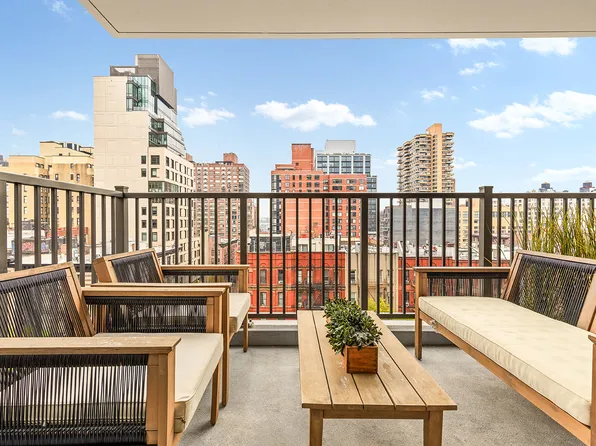 175 West 95th Street image 4 of 9