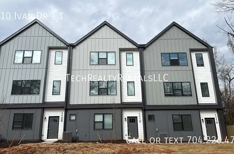1110 Ivan Dr #1 — Photo 1
