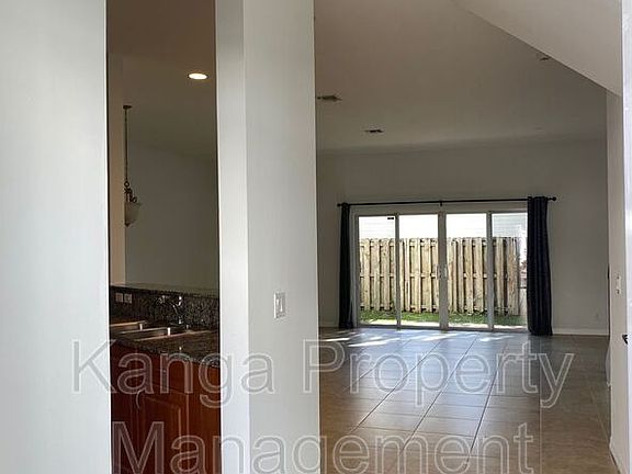 5th image of 2947 SW 18th Ter #11