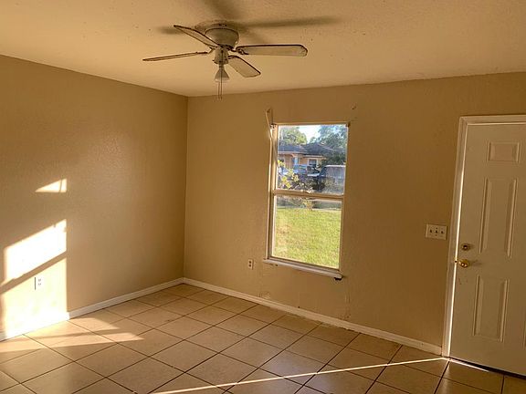 3rd image of 603 Wiggins Ct