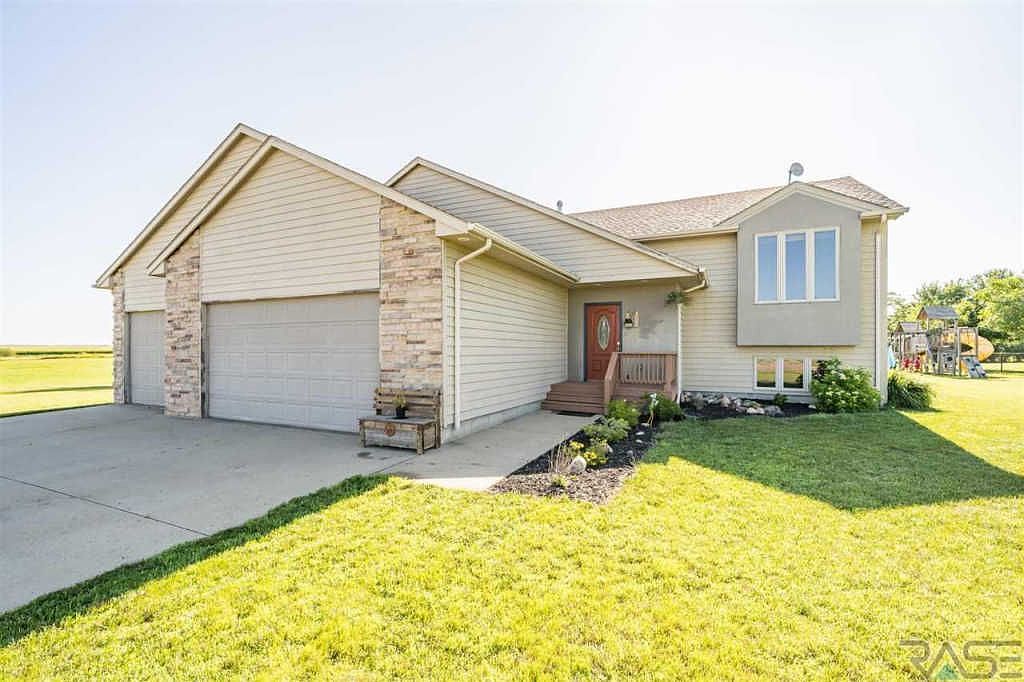 602 Foxtail Dr, Parker, SD 57053 Zillow