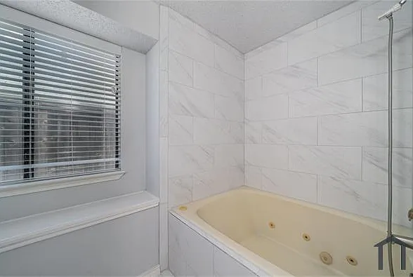 6310 Azalea Dr — Photo 7
