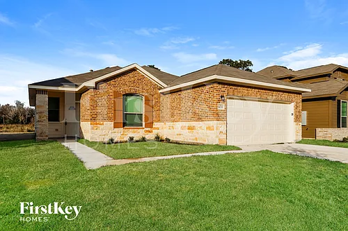 14735 Country Club Rd Photo 1