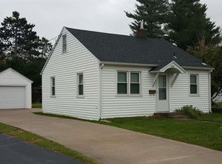814 Larch St, Cloquet, MN 55720