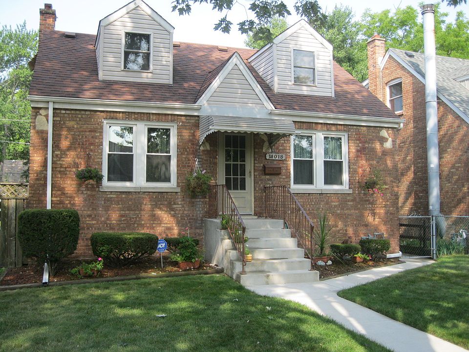 1st image of 18018 Oakwood Ave