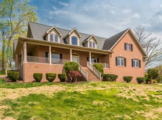176 Apple Tree Dr, Clinton, TN 37716