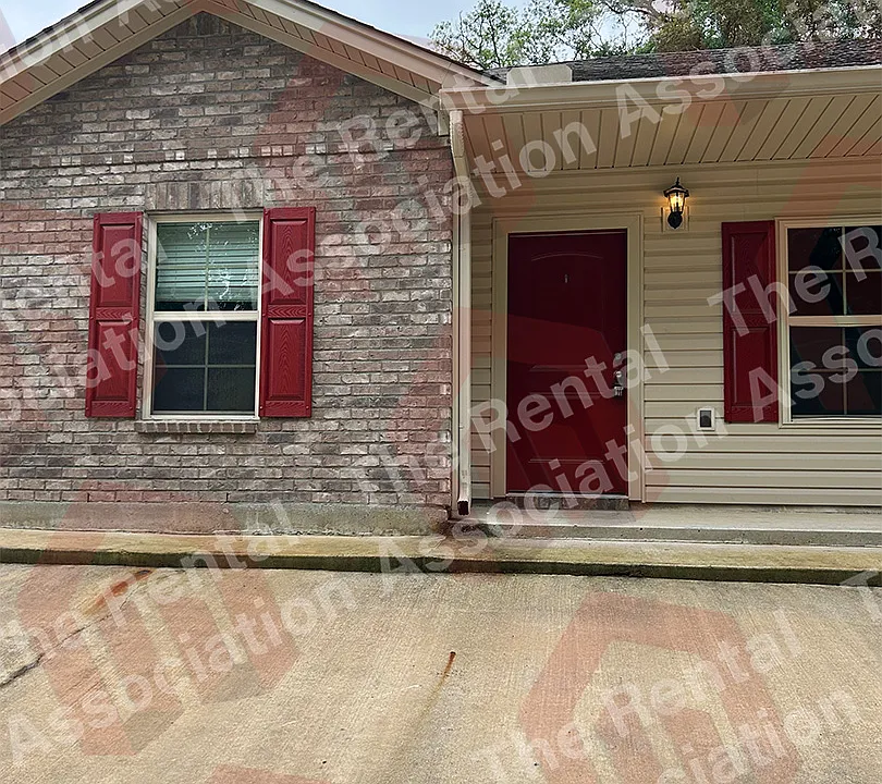 632 Old Darbonne Rd