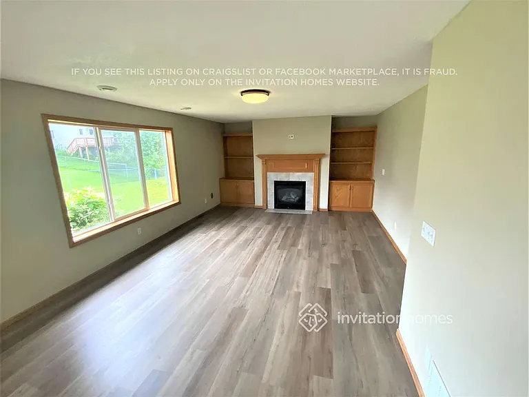 10128 45th Pl NE — Photo 6