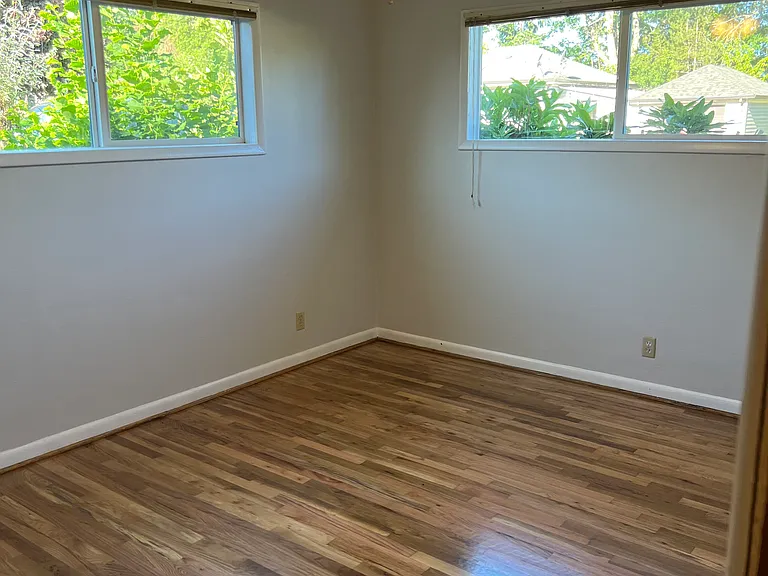 1354 SW Gilorr St — Photo 2