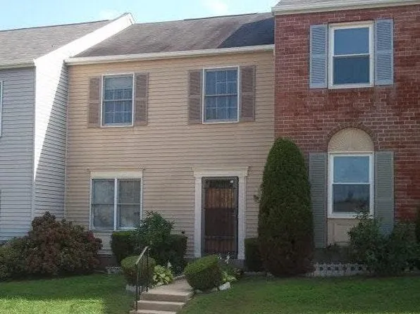 2131 N Anvil Ln, Temple Hills, MD 20748