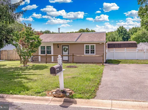 146 Melodic Dr, Newark, DE 19713