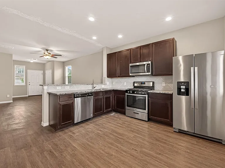 24902 Signorelli Way — Photo 9