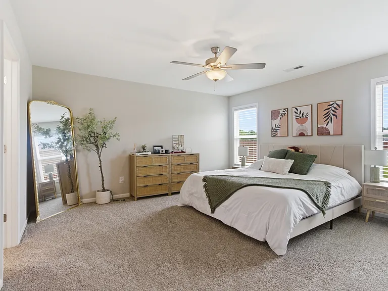 200 Grist Mill Dr — Photo 16