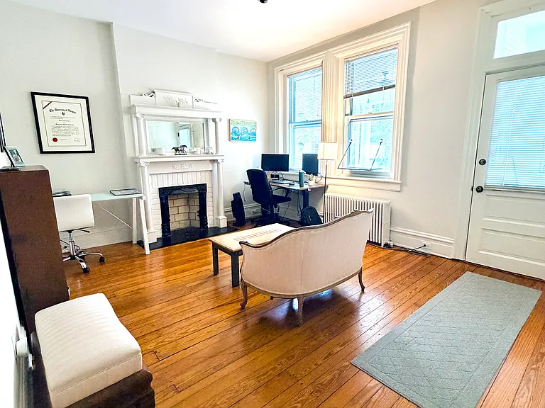 510 N Allison St #A — Photo 2